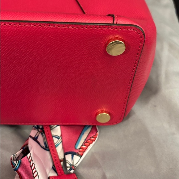 Michael Kors Maddie Pink Tote with Gold Accents - Picture 6 of 9